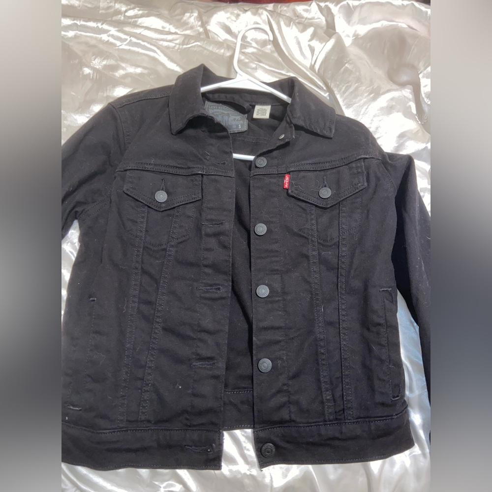 Black Levi’s womens jacket size small